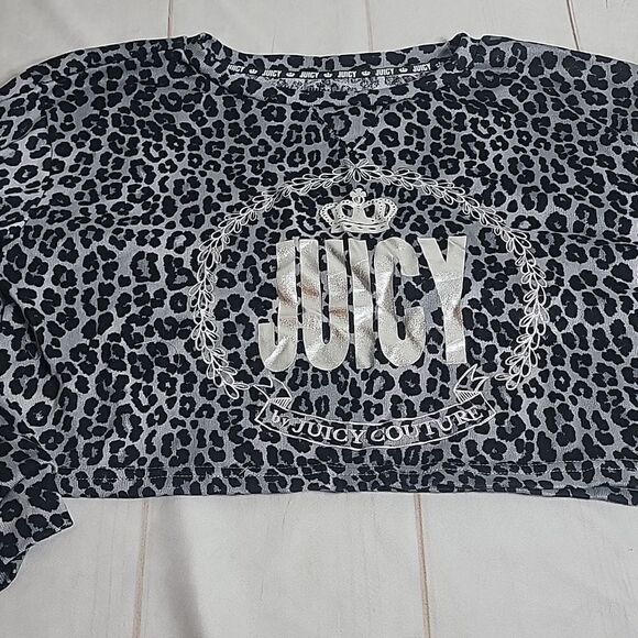JUICY by Juicy Couture Leaport Print Cropped Top size Medium Black and Gray - Picture 2 of 4